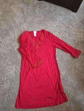 Hanro Red Lace Trim Nightgown